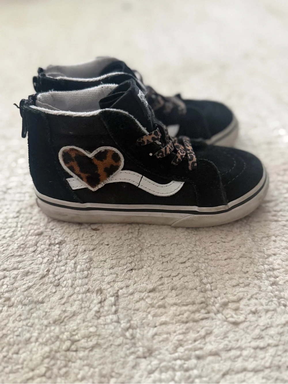 Vans Kids Black High-Top Sneakers with Leopard-Pattern Laces